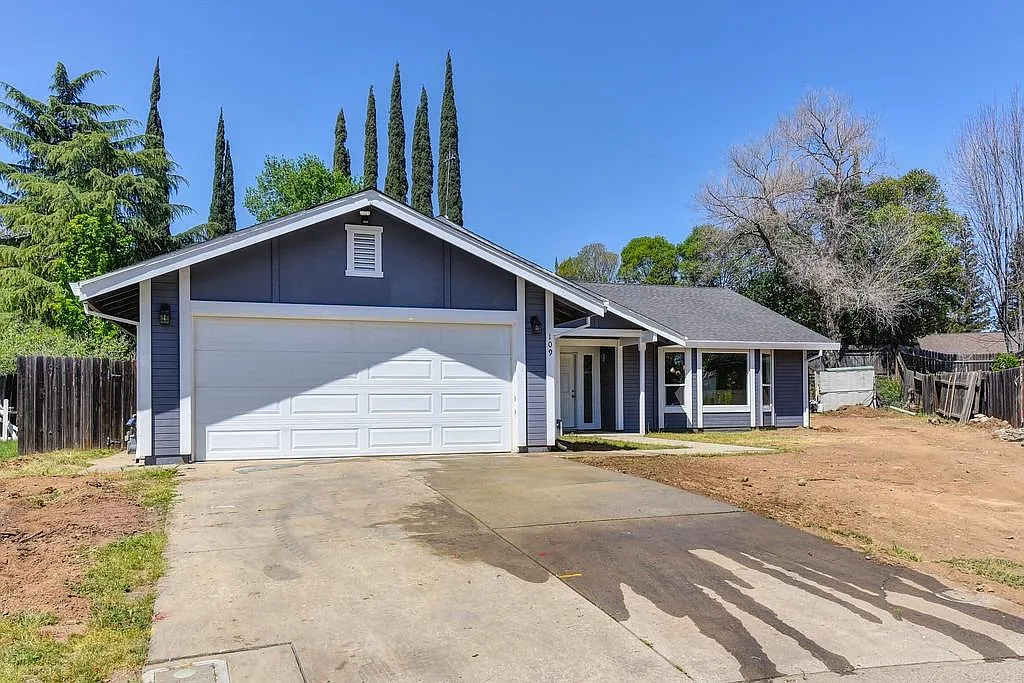109 Winchester Ct photo 1
