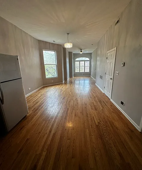 3322 W Maypole Ave #2 — Photo 2