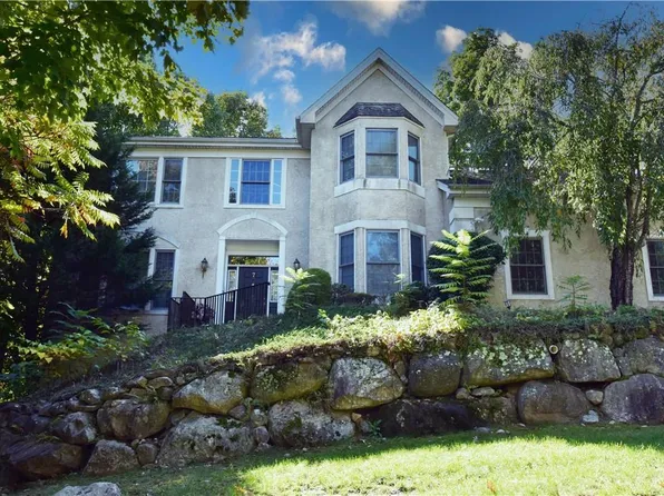 7 Cedar Drive, Tuxedo Park, NY 10987