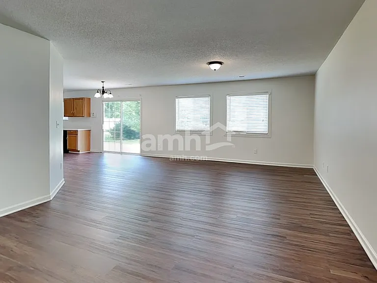 808 Topsail Dr — Photo 7
