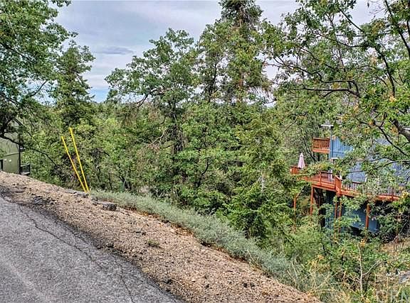 3rd image of 33462 Angeles Dr