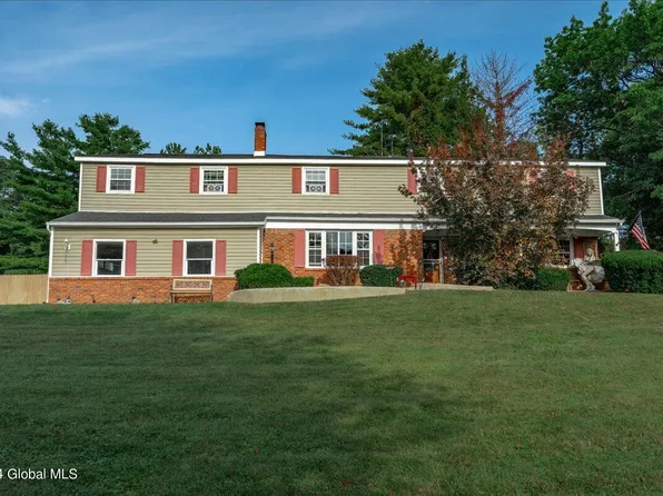 144 Wood Dale Drive, Ballston Lake, NY 12019