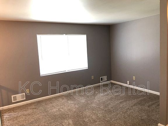 4th image of 1321 S 50th St