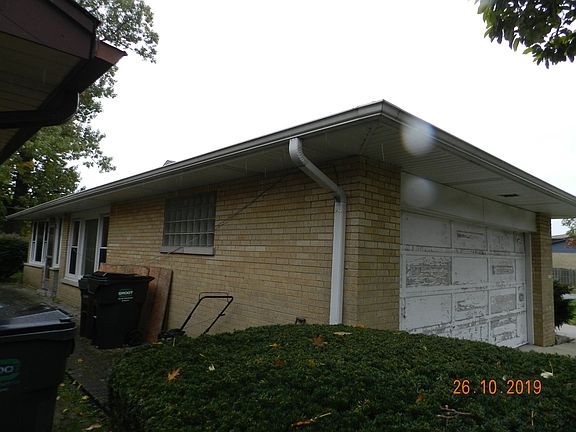 3rd image of 6401 N Kolmar Ave