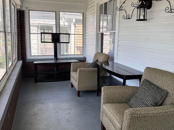 5th image of 3851 S 5th St