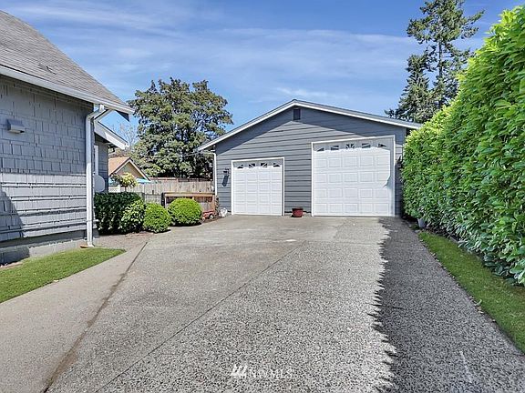 2nd image of 6031 S Puget Sound Ave