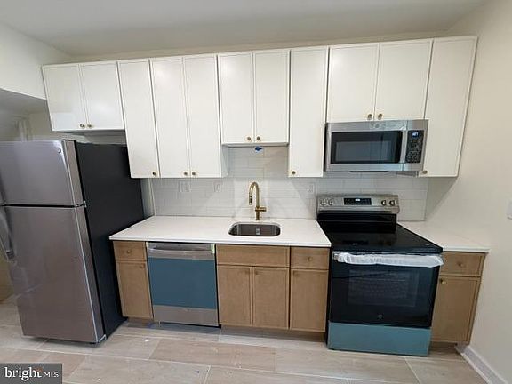 2nd image of 2212 N Capitol St NW