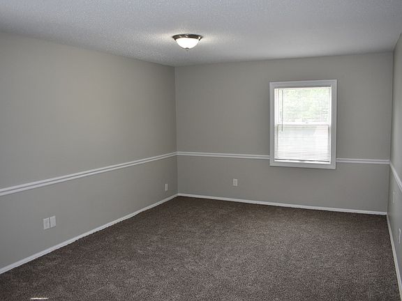 3rd image of 1804 Arrowpoint Dr
