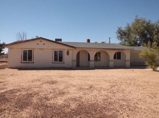 15514 Washoan Rd, Apple Valley, CA 92307