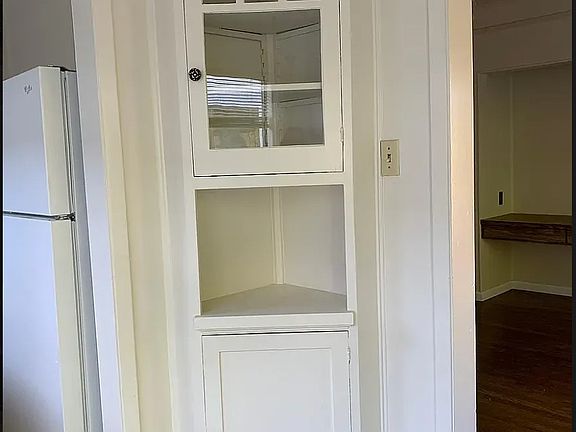 5th image of 782 N 1st St APT 7