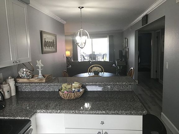 5th image of 1650 Via De Luna Dr APT D3