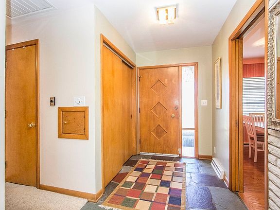 2nd image of 2741 Alder Vista Dr