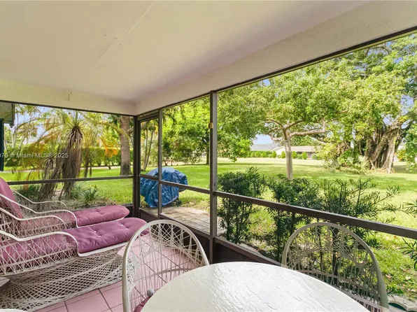 3753 Arelia Dr N, Delray Beach, FL 33445