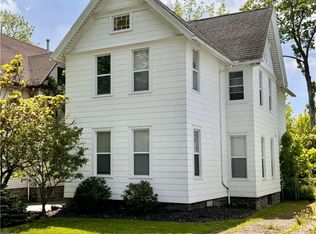 3 Burkhard Pl, Rochester, NY 14620