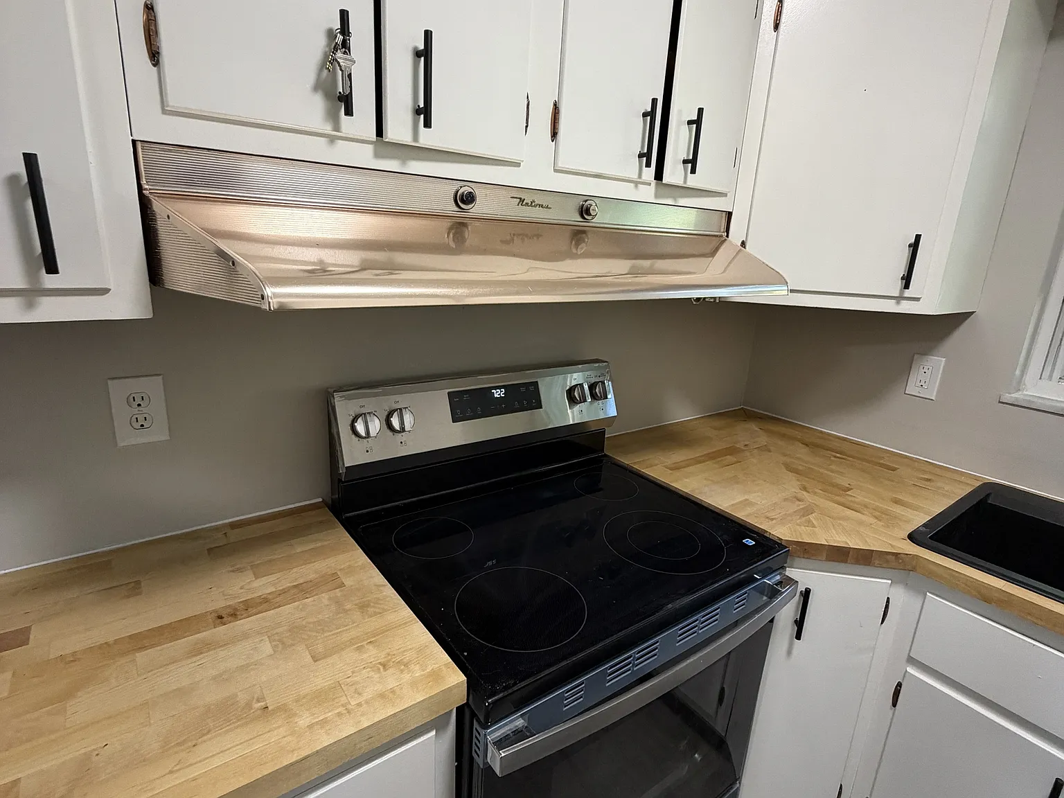 1546 Beacon St — Photo 4
