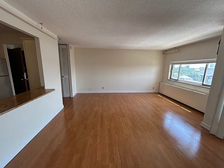 872 Massachusetts Ave #810 — Photo 4