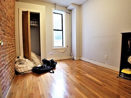 4th image of 769 Park Pl #2