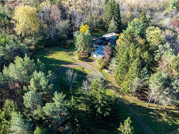 2nd image of 3306 Flint Hill Rd