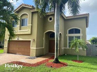 16119 SW 61st Ln, Miami, FL 33193