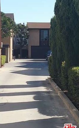 3rd image of 13732 Cerise Ave