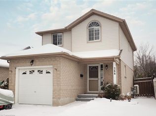 266 Pastern Trl, Waterloo, ON N2K3W8