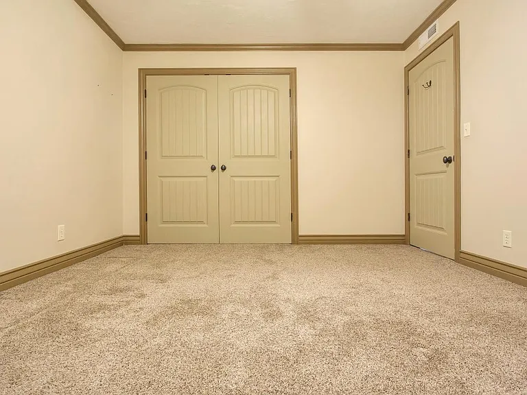 438 N Center St #305 — Photo 13