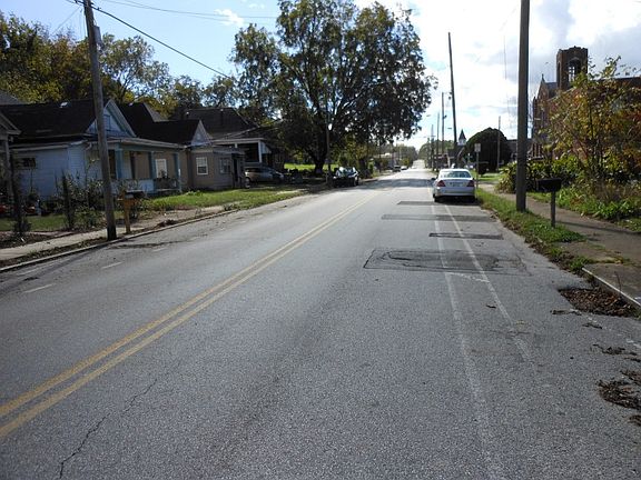 5th image of 2707 N Chamberlain Ave