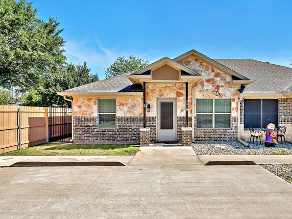 1002 S Jackson St, McGregor, TX 76657