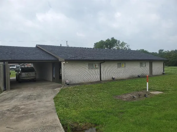 605 E Columbia St, Okemah, OK 74859