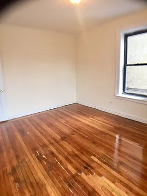 Rented by Roberto Guilbet, LREB | media 108