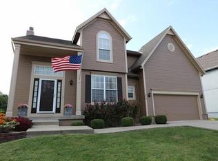 612 S Adams St, Raymore, MO 64083