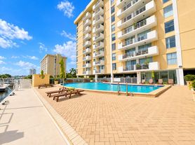 2020 NE 135th St, North Miami, FL