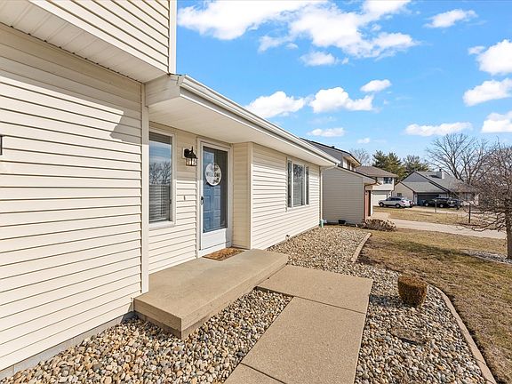 2nd image of 2608 Rachel Rd