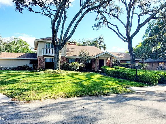 3rd image of 3672 CATHEDRAL OAKS Place N