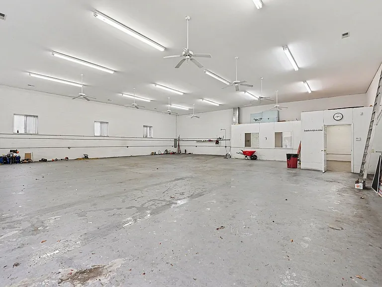 10 Piper Pl — Photo 36