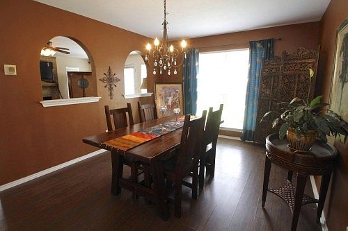 3rd image of 2809 Glenbrook Dr