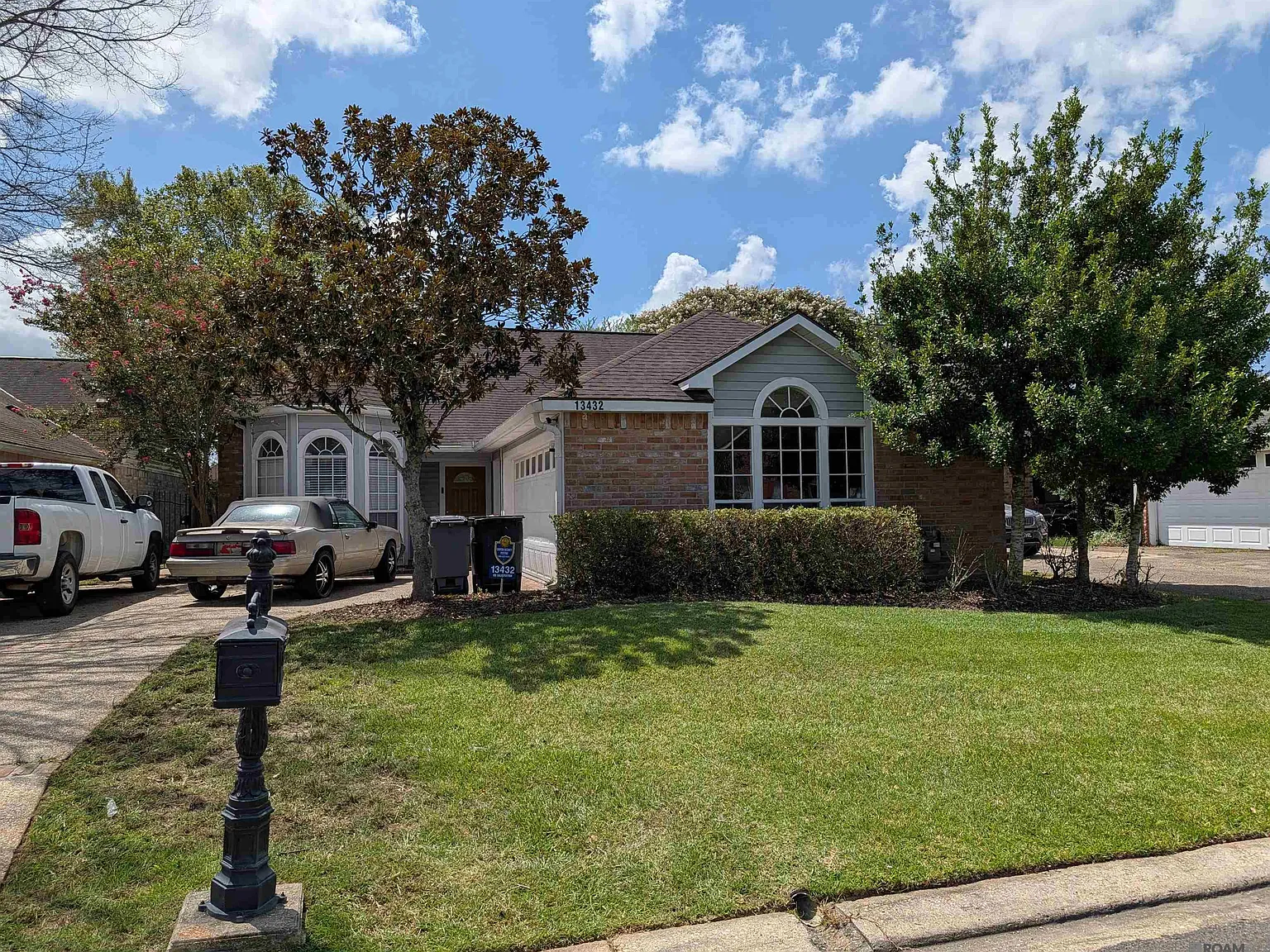 3 bed, 1717 sqft, $2,000 — Photo 1