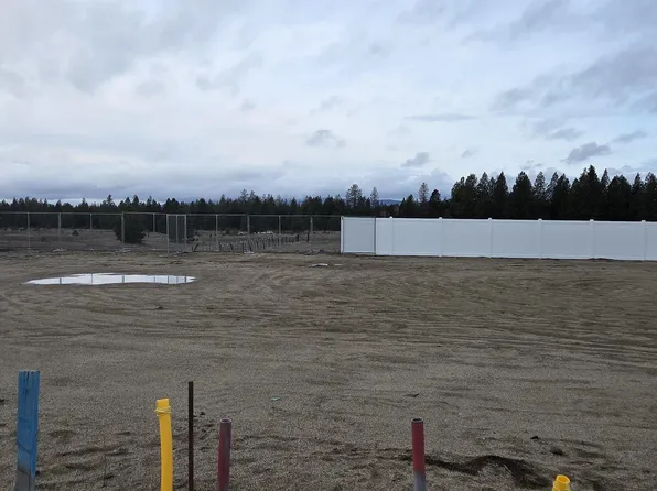 1421 N High Desert Dr, Deer Park, WA 99006