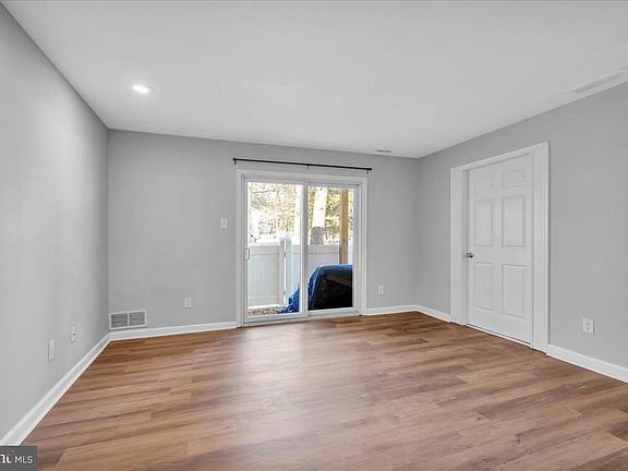 5th image of 1363 Tristram Cir