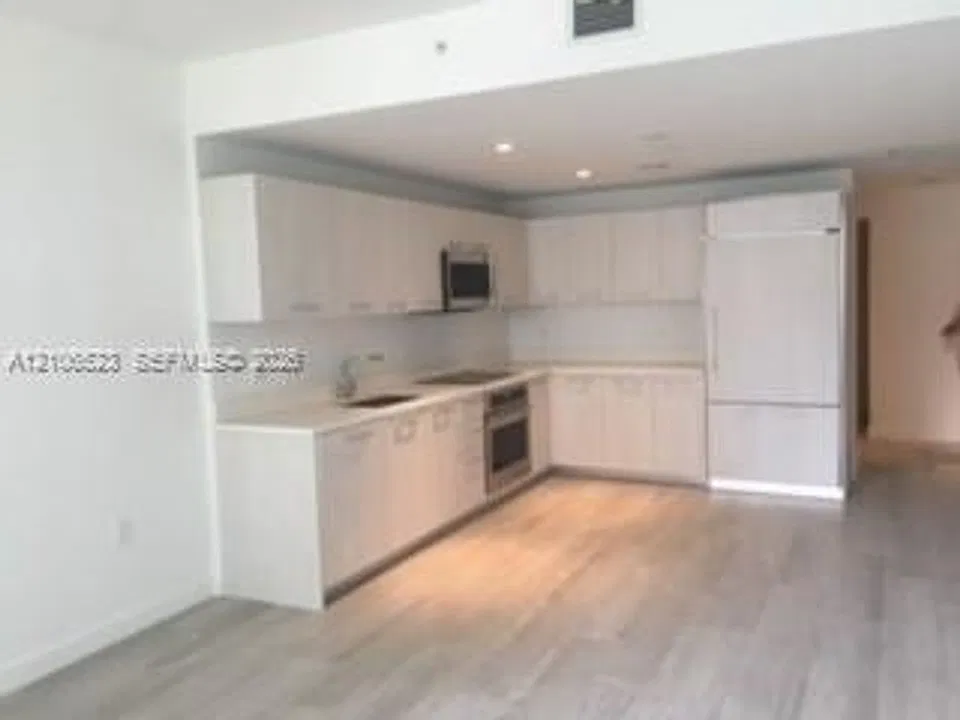 55 SW 9th St #CU-1110