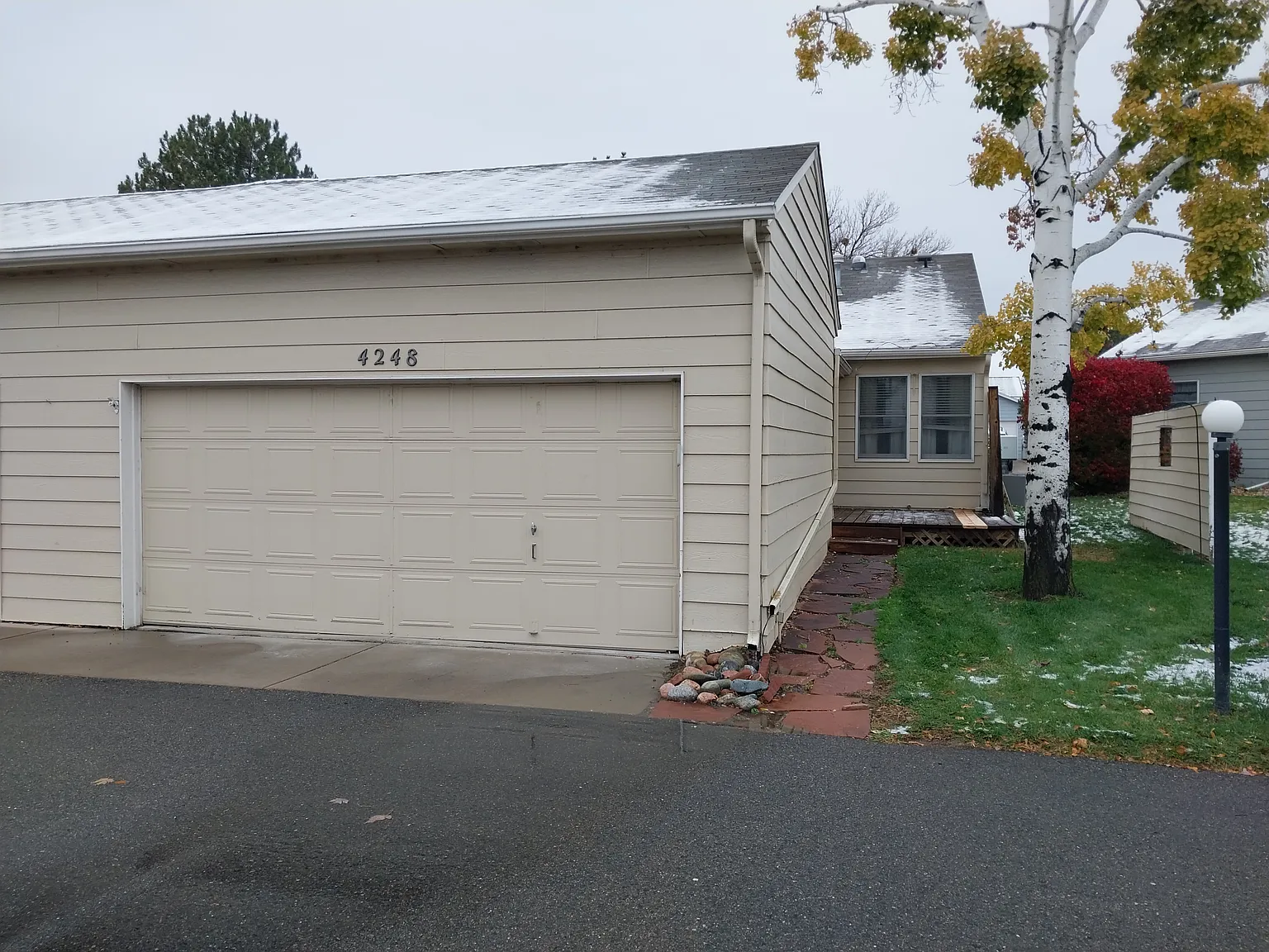 2 bed, 1260 sqft, $2,300 — Photo 3