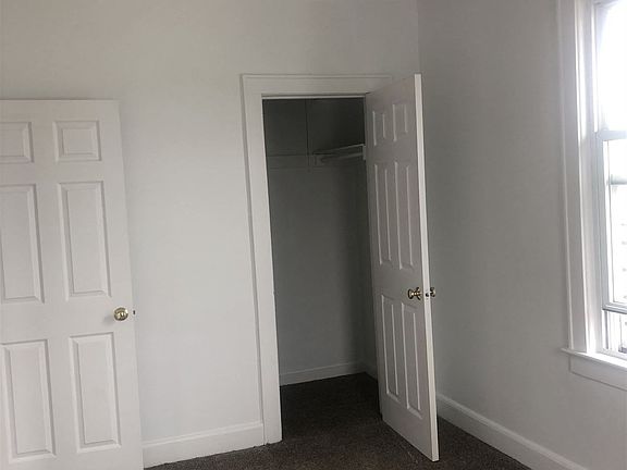 DFCAB851-6551-4C2D-8EF5-3002EFBE716F