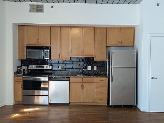 2nd image of 620 Glen Iris Dr NE Unit 322