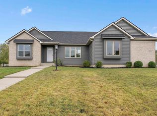 10235 Bitterroot Dr, Fort Wayne, IN 46804