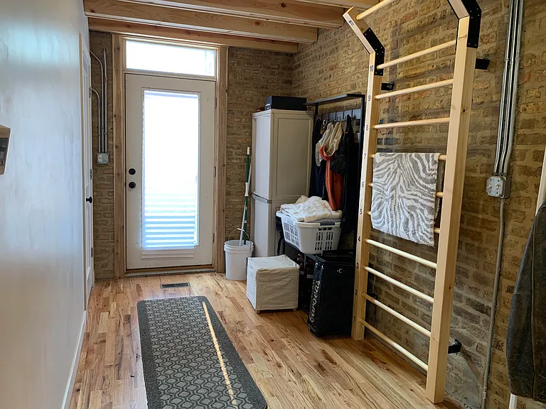 3853 N Damen Ave #CH — Photo 11