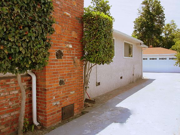5th image of 5347 Golden West Ave #A