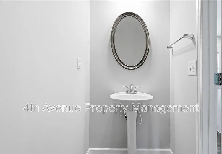 3403 Abbey Way — Photo 11