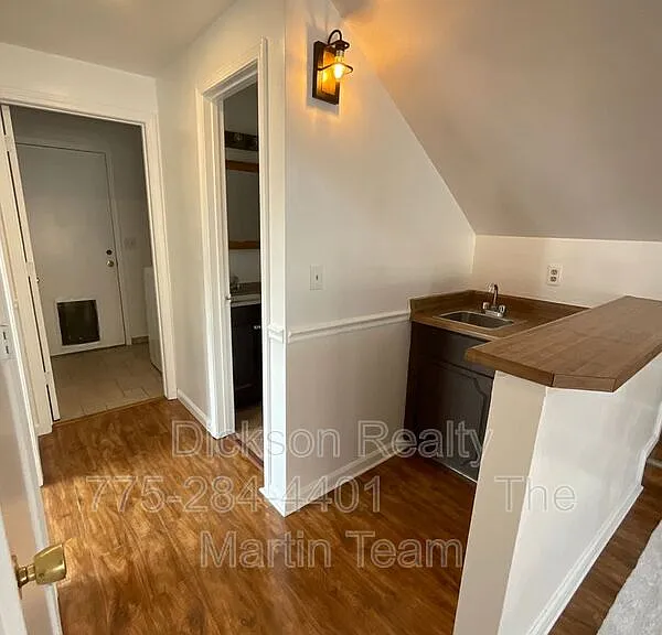 3268 Bunker Hill Ln — Photo 4
