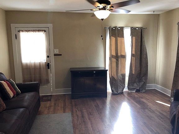 5th image of 315 Reynolds St