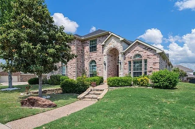 1301 Indian Lake Trl — Photo 1